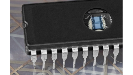 EPROM vs EEPROM, principii de lucru, diferențe și aplicații